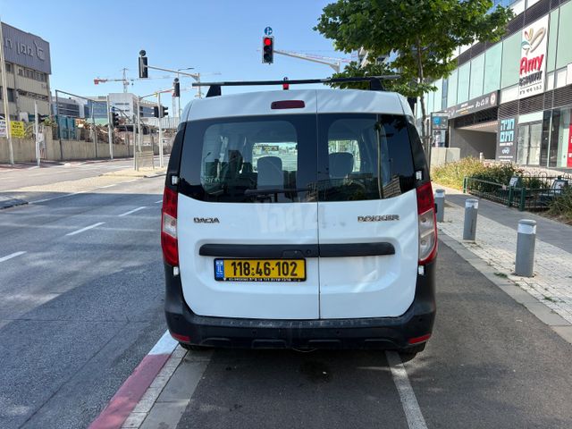 דאצ'יה דוקר