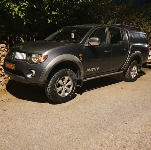 מיצובישי טרייטון / L200