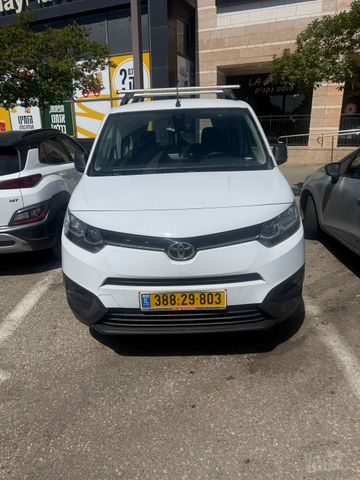 טויוטה פרואייס סיטי