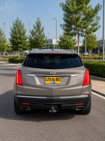 קאדילק XT5