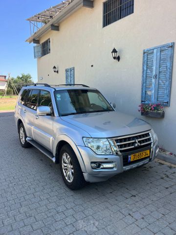 מיצובישי פג'רו
