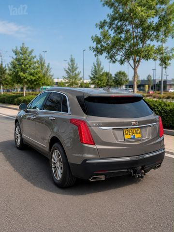קאדילק XT5