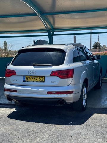 אאודי Q7