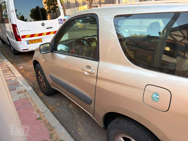 טויוטה RAV4