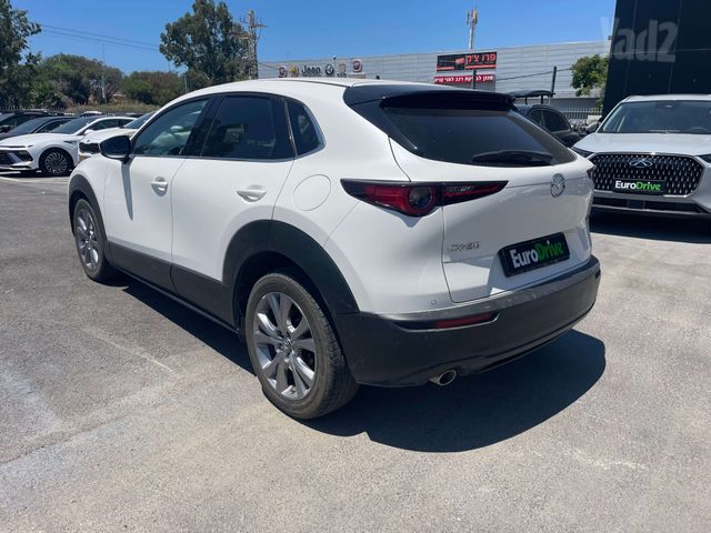 מאזדה CX-30