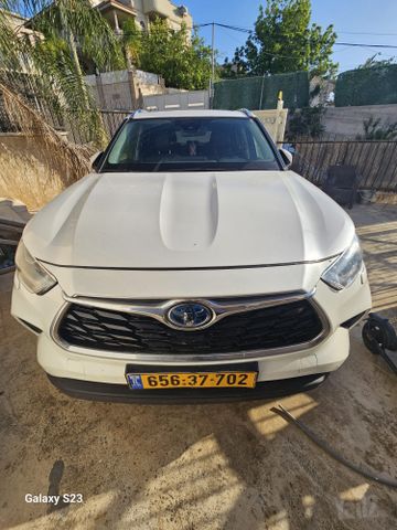 מודעת רכב טויוטה היילנדר