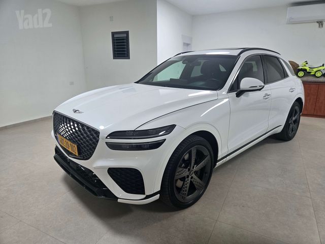 ג'נסיס GV70