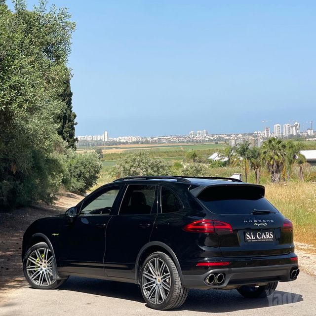 פורשה קאיין