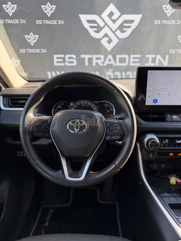 טויוטה RAV4