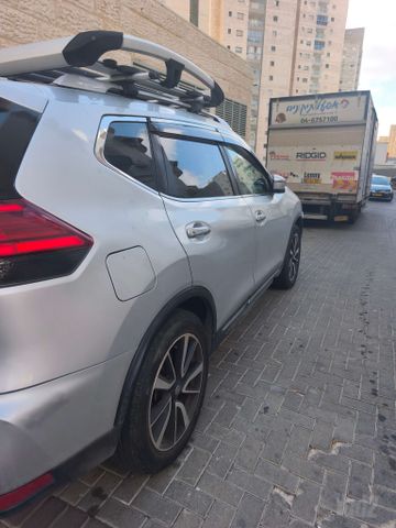 מודעת רכב ניסאן אקס טרייל