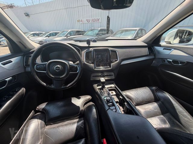 וולוו XC90
