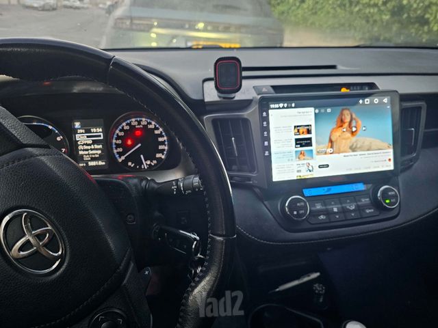 טויוטה RAV4