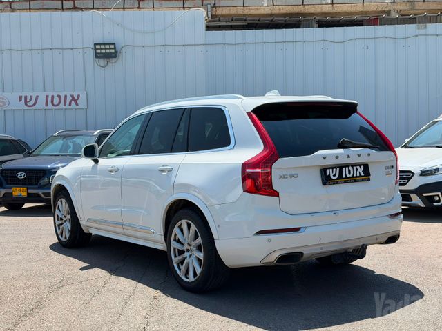 וולוו XC90