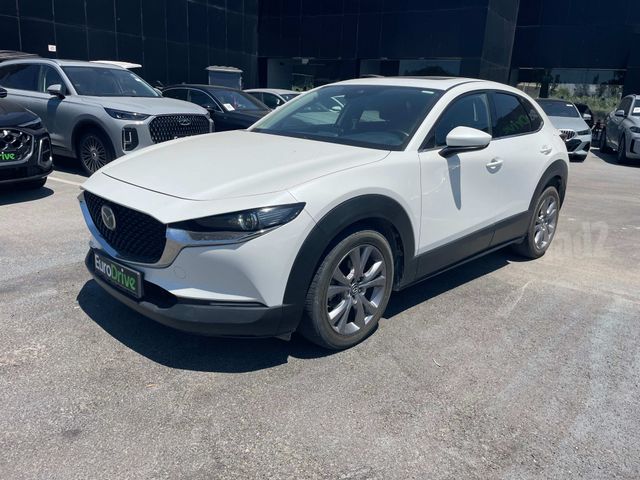 מודעת רכב מאזדה CX-30