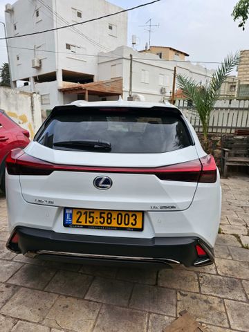 לקסוס UX