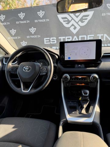 טויוטה RAV4