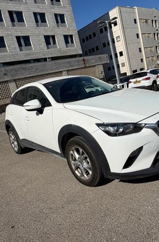 מודעת רכב מאזדה CX-3