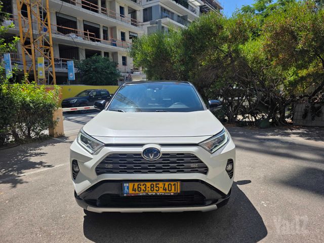 טויוטה RAV4