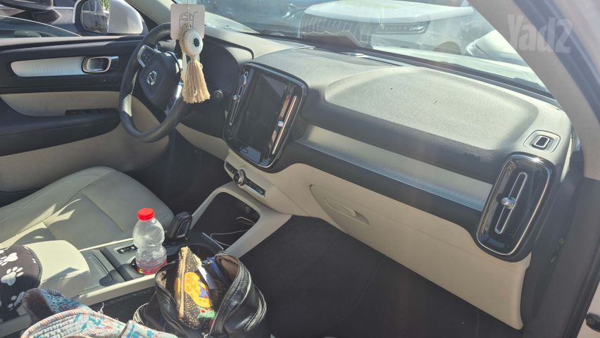 וולוו XC40