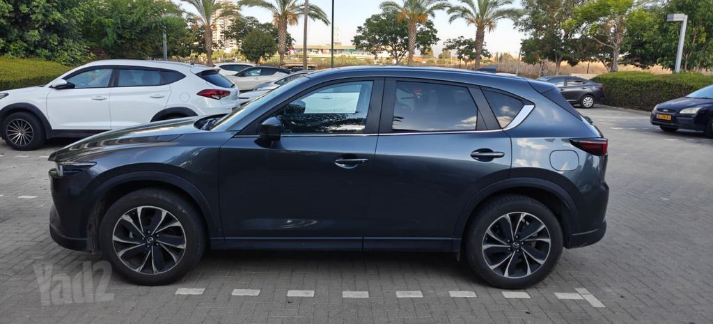 מודעת רכב מאזדה CX-5