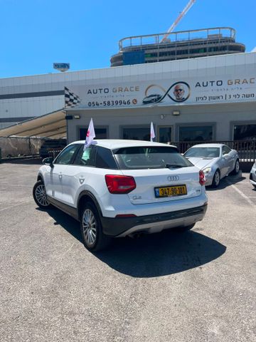 אאודי Q2