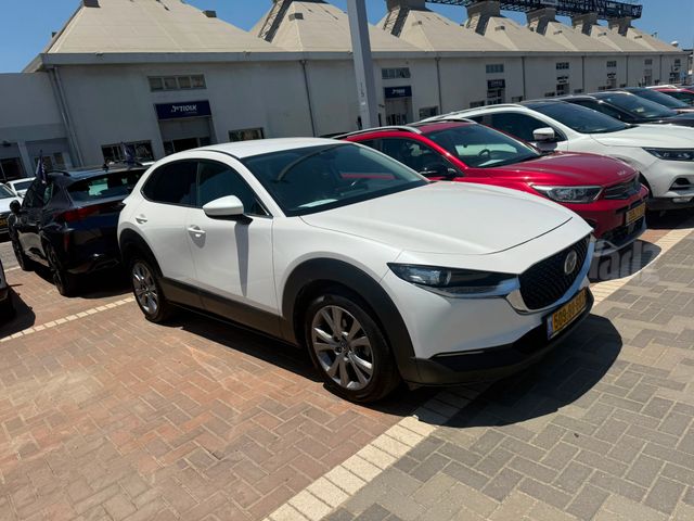 מאזדה CX-30