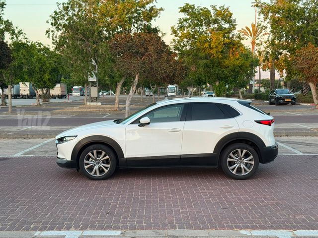 מאזדה CX-30