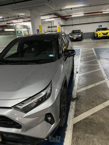 טויוטה RAV4