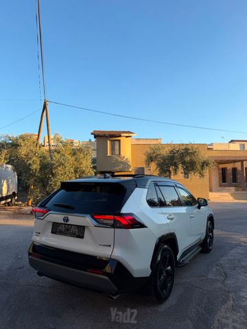 טויוטה RAV4