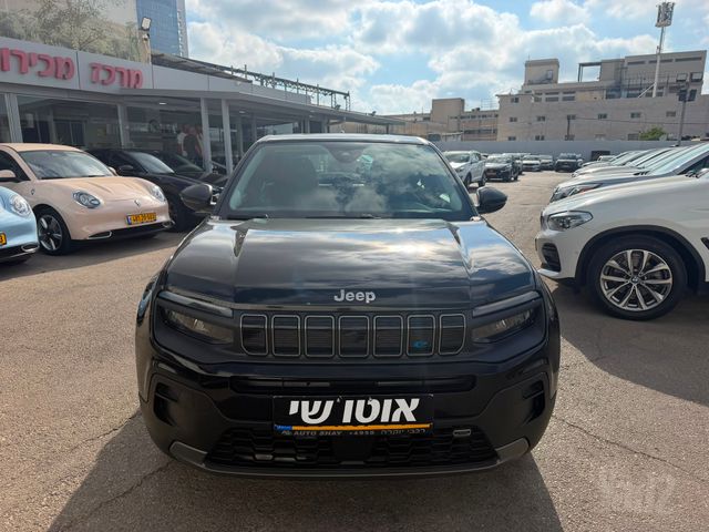 ג'יפ אוונגר