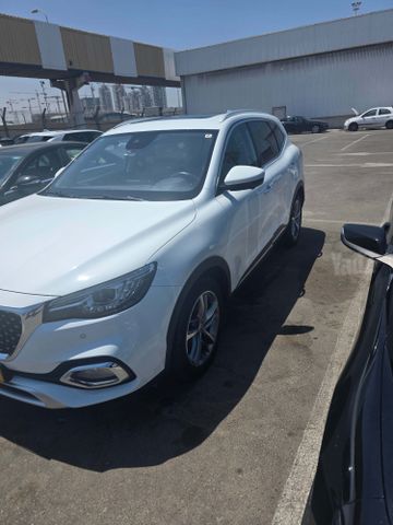 מודעת רכב אם ג'י EHS PHEV