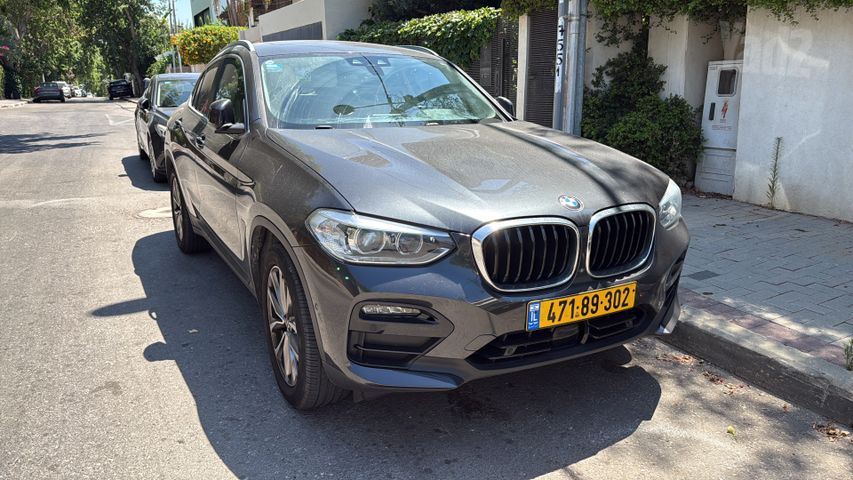 ב מ וו X4