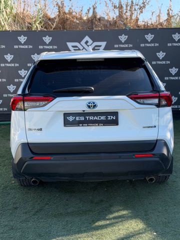 טויוטה RAV4