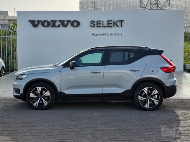 וולוו XC40