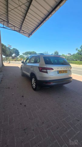 סקודה קארוק