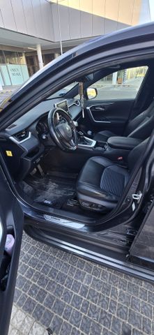 טויוטה RAV4