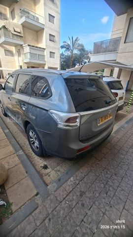 מודעת רכב מיצובישי אאוטלנדר
