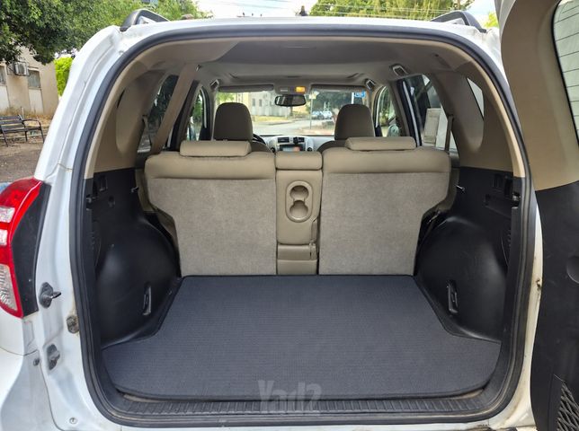 טויוטה RAV4