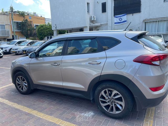 מודעת רכב יונדאי טוסון