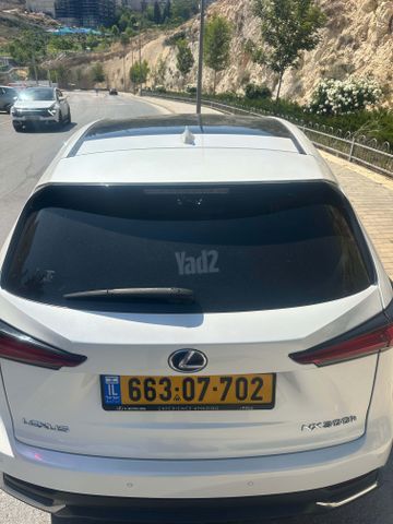 לקסוס NX