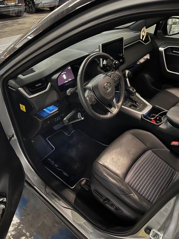 טויוטה RAV4