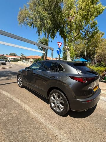 מאזדה CX-30