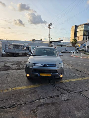 מודעת רכב מיצובישי אאוטלנדר