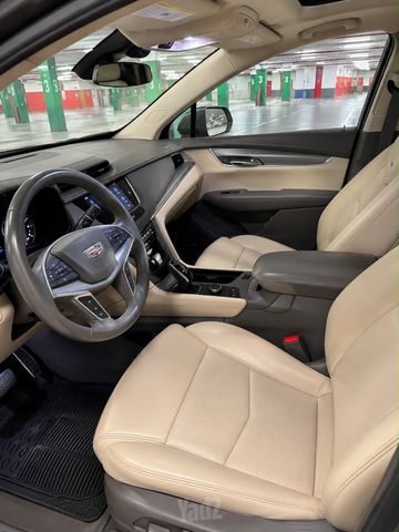 קאדילק XT5