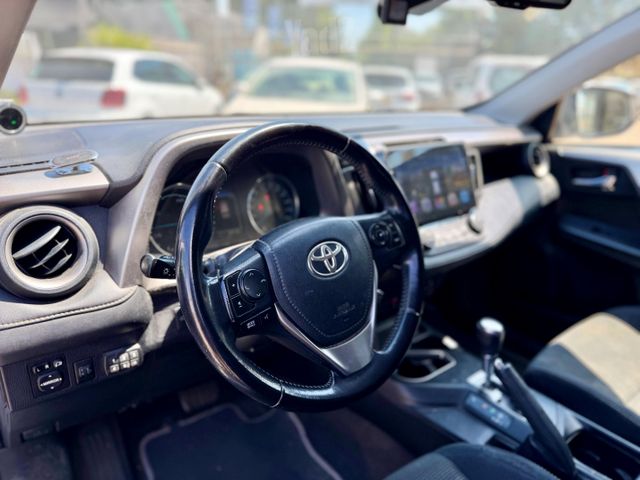 טויוטה RAV4