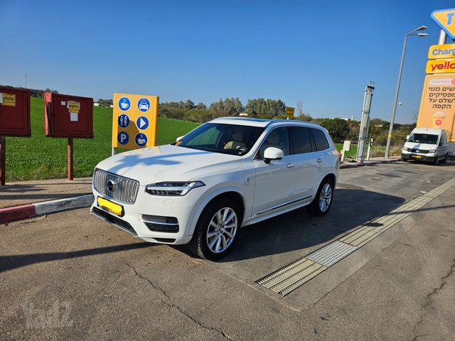 מודעת רכב וולוו XC90