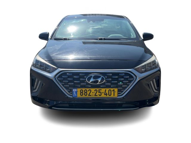 יונדאי איוניק