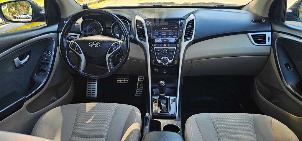 יונדאי i30