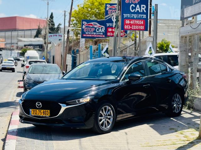 מאזדה 3