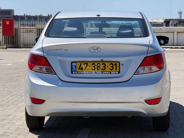 יונדאי אקסנט i25
